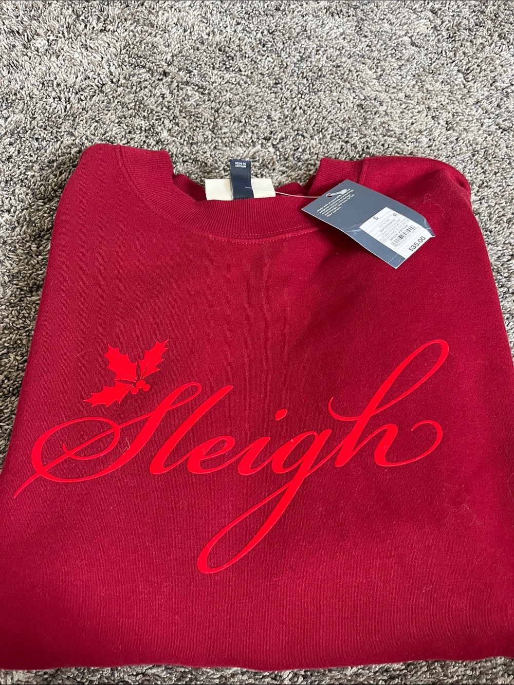 Universal Thread ladies Holiday Sweatshirt in Red with Script 'Sleigh'!  New. Sm